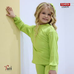 A stylish girls’ ribbed set