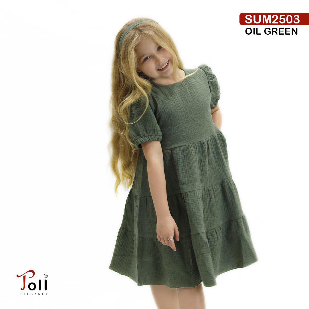 An elegant girls’ dress